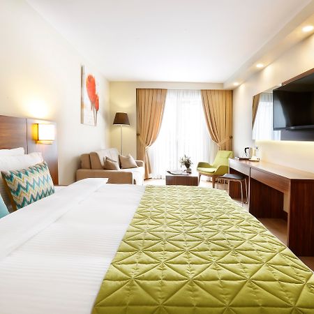 เดอะ ไวท์ โอเรียนต์ โฮเต็ล Hotel อิสตันบูล ภายนอก รูปภาพ